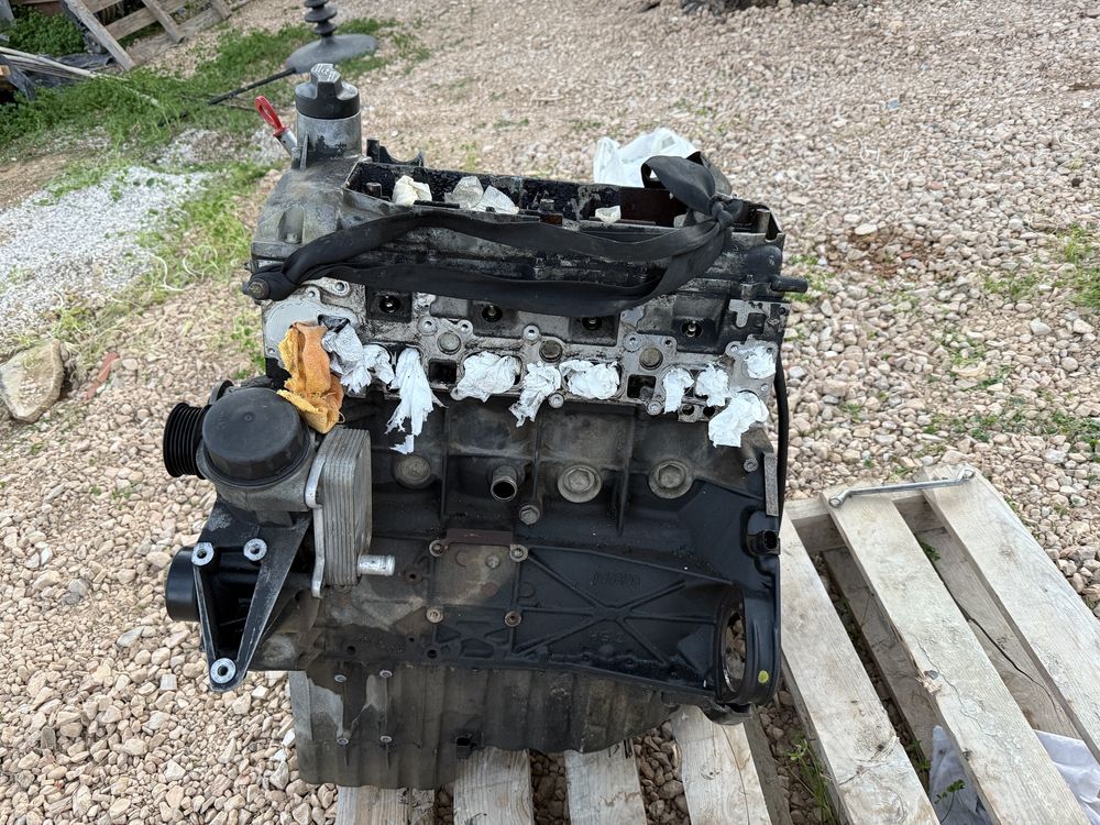 Motor Mercedes Sprinter 646.985 para peças