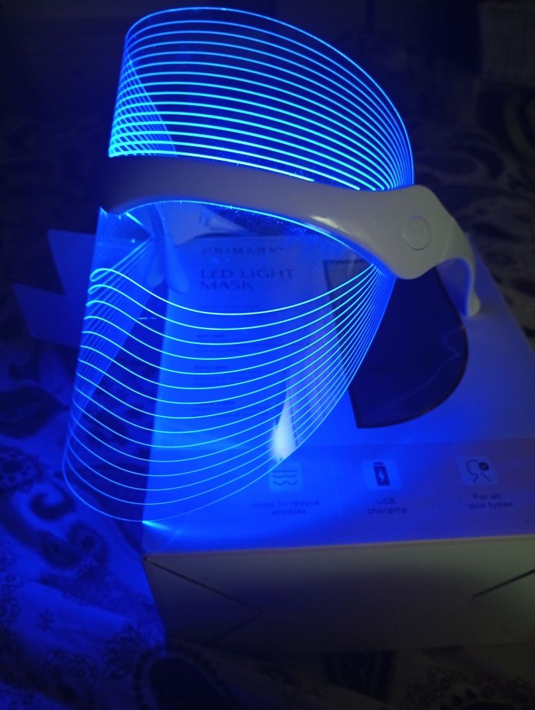 Mascara facial terapia led