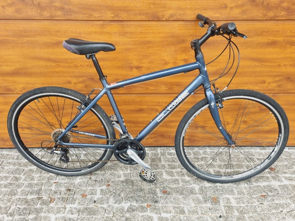 Fitnessowy Specialized Globe, Acera, koła