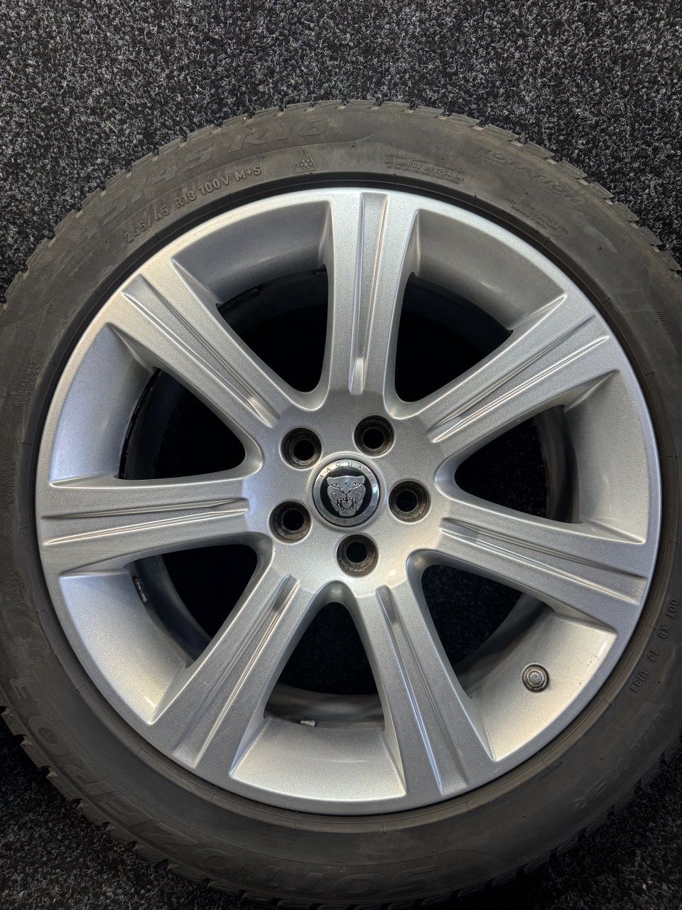 5X108  8.5R18 Jaguer  F-Tupe  XF  XJ  XK