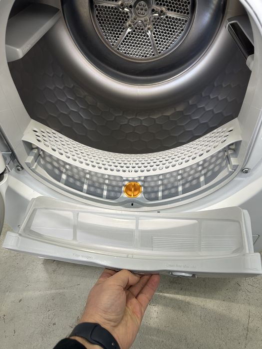 Сушильна машина Miele TWF 500 WP конденсаційна made in Germany