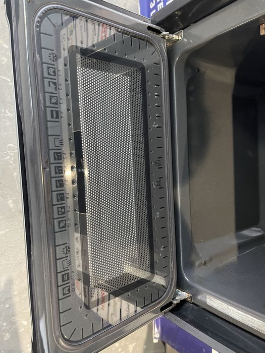 Мікрохвильова піч Electrolux #06148