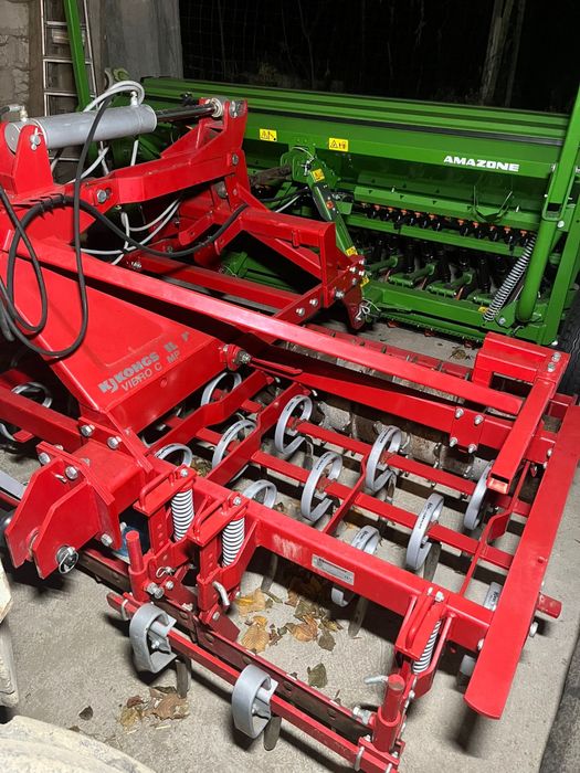 Siewnik do zboża amazone d9 3000 special + kongskilde vibro compact