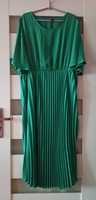 Zwiewna zielona plisowana sukienka midi Shein Curve