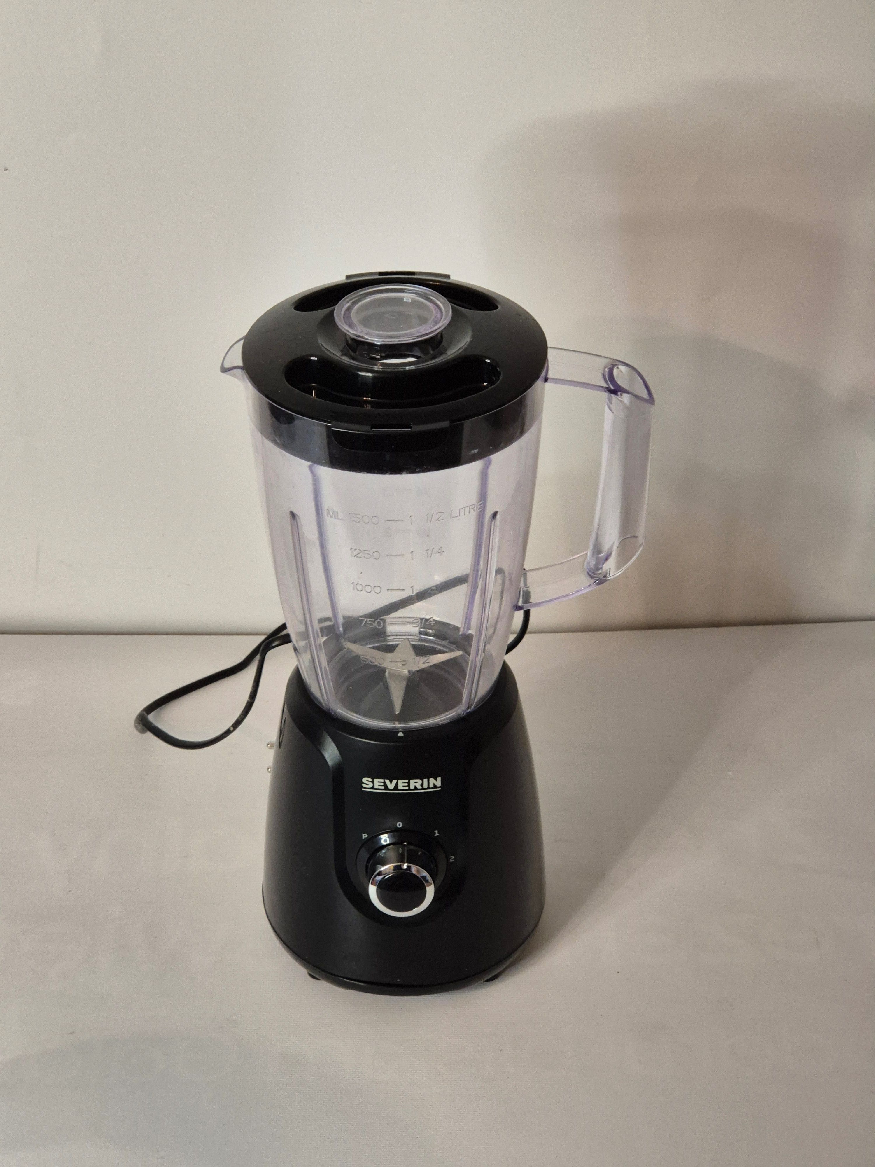Blender kielichowy Severin SM 3707