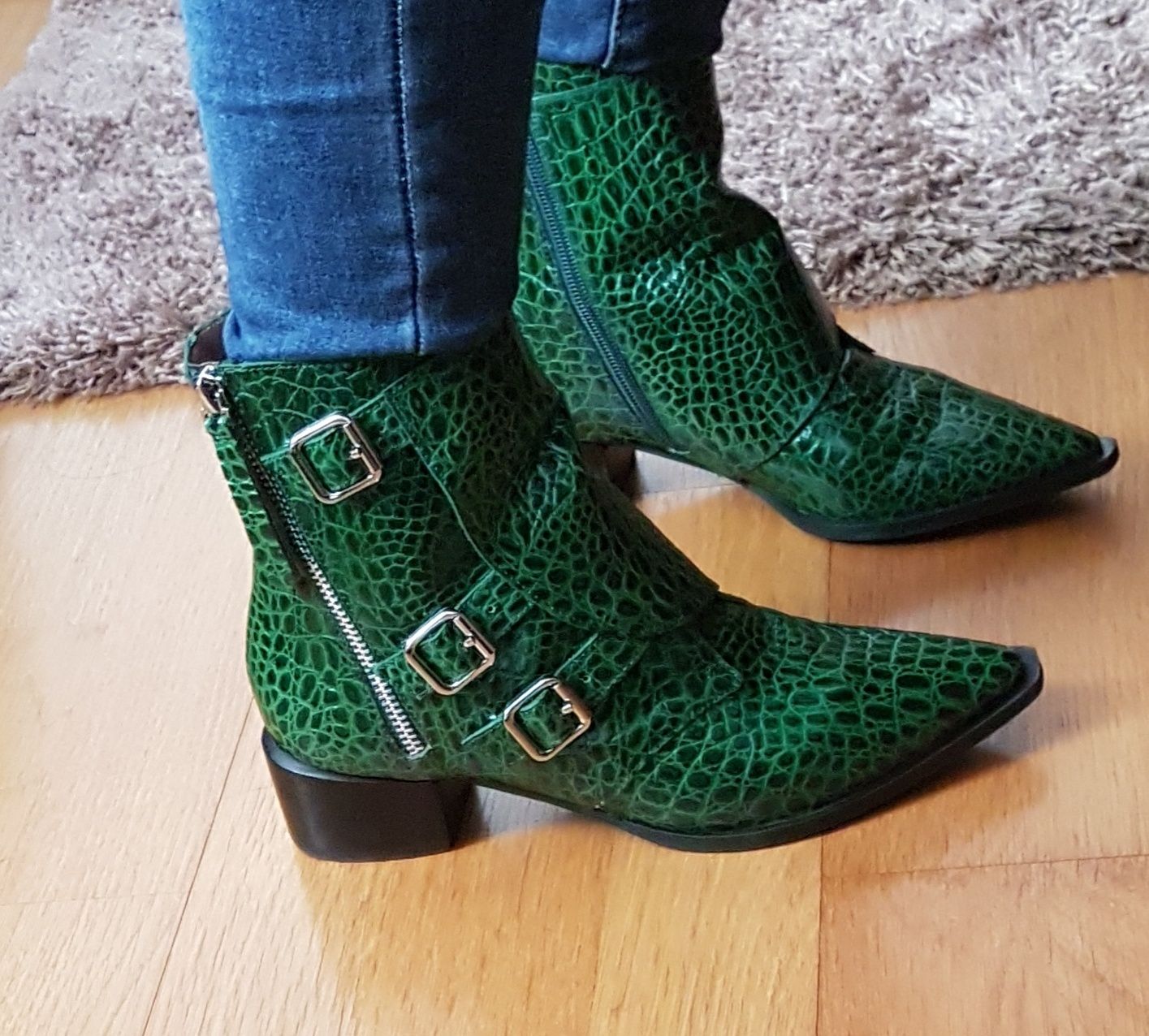 Botins verde croco Jeffrey Campbell