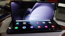 Samsung Fold 5(SM-F946B/DS) "Live Demo Unit" - нет мобильной сети.