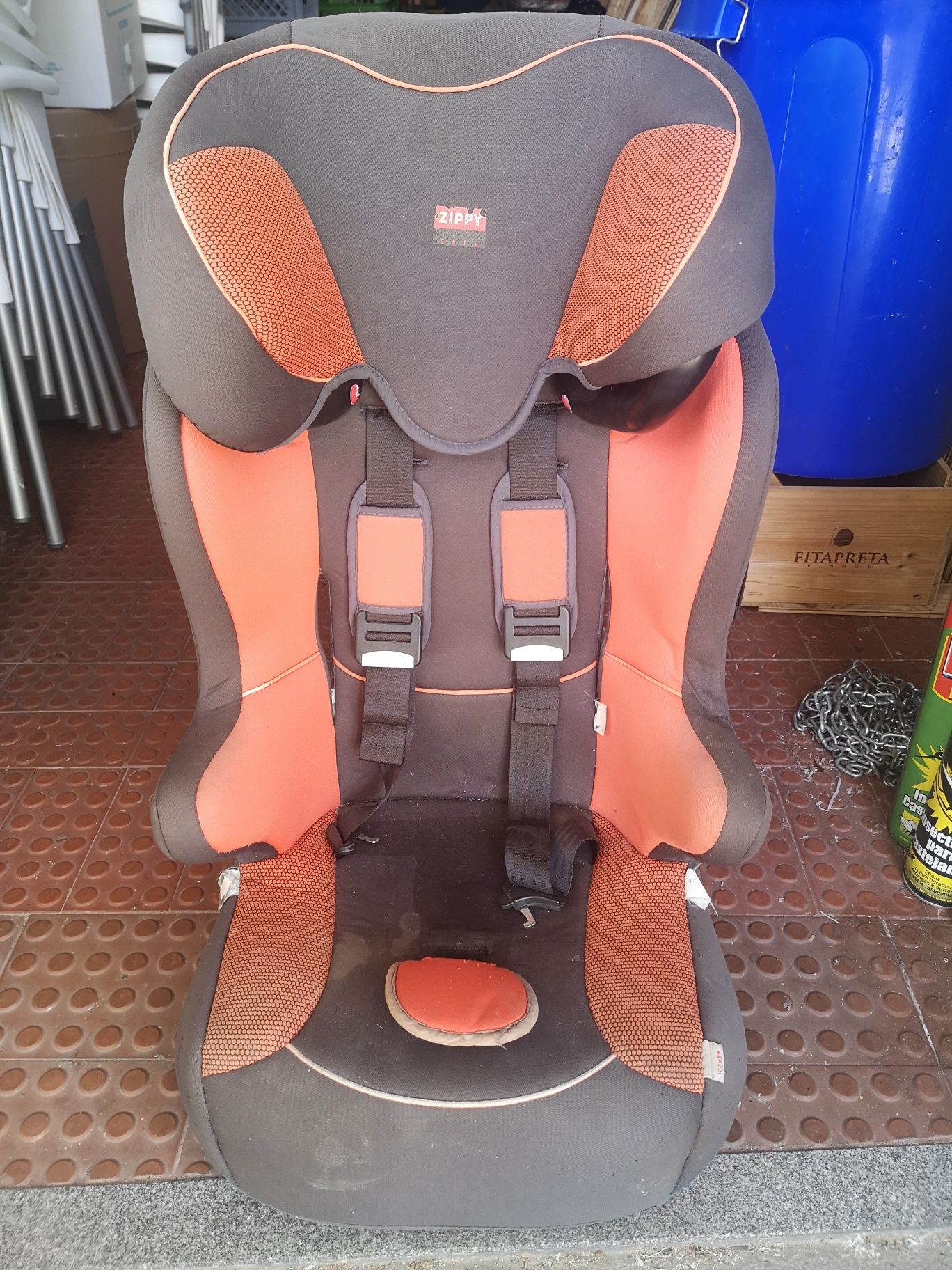 Cadeira de bebé automóvel
