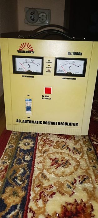 Стабілізатор напруги