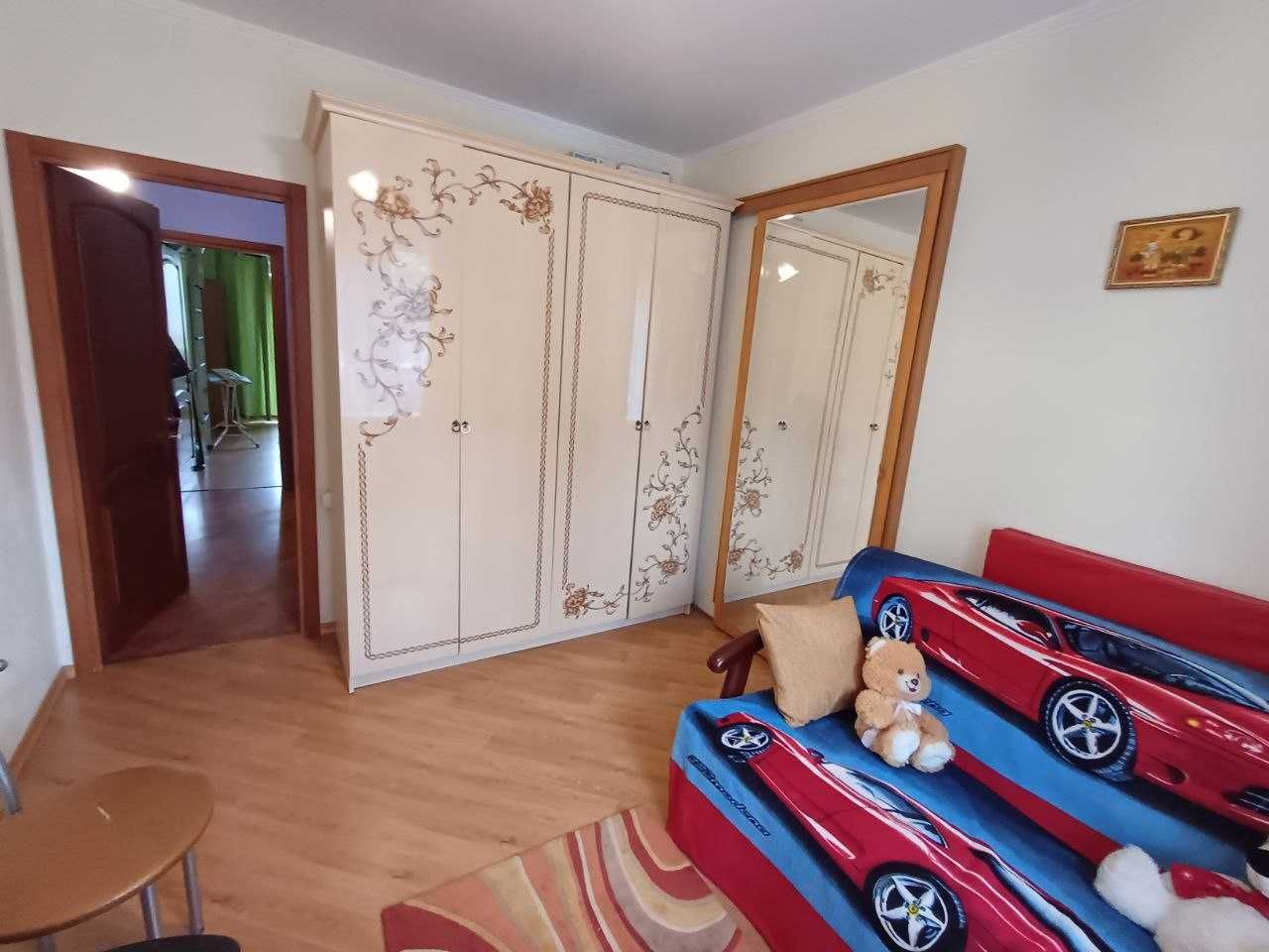Продам ШИКАРНУЮ 4 комнатную квартиру 86 м2 с ремонтом, Победа-4
