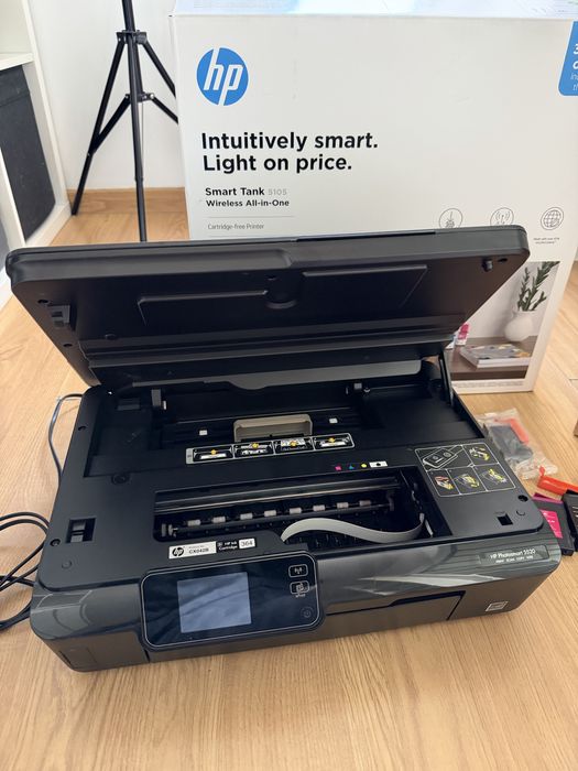 Vendo Pack Impressora HP 5520 + Tinteiros + Papel