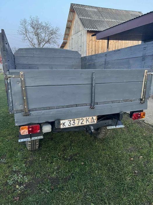 Продам уаз бортовий у хорошому стані