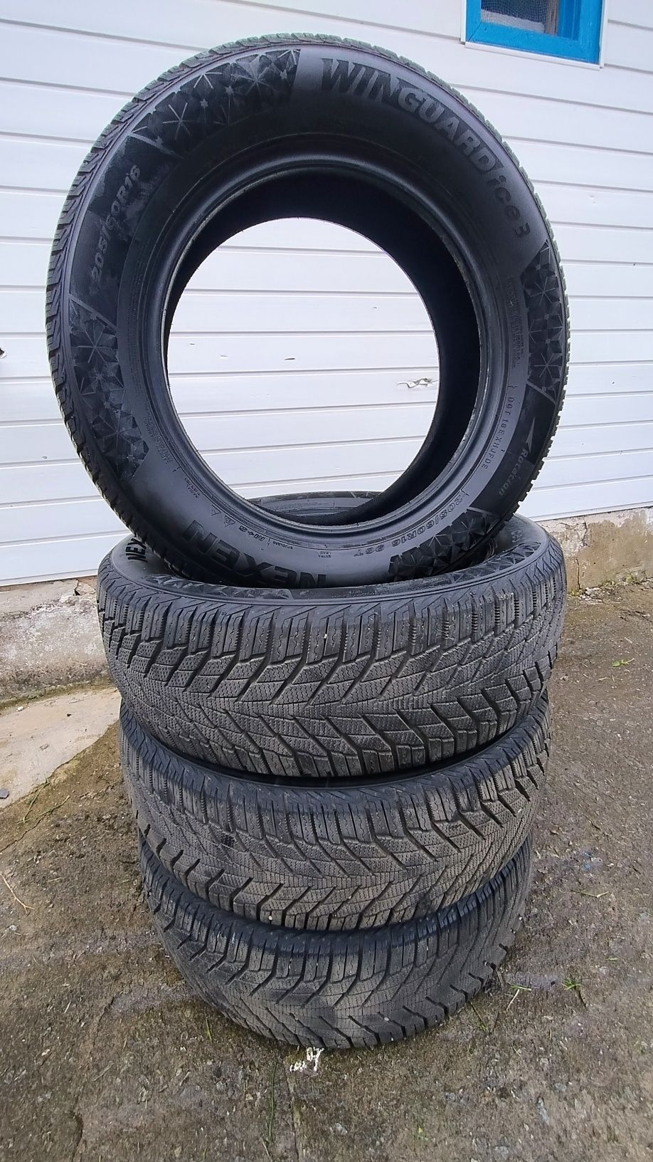 Зимова гума Nexen WinGuard ice plus WH43 205/60 r16 96T XL