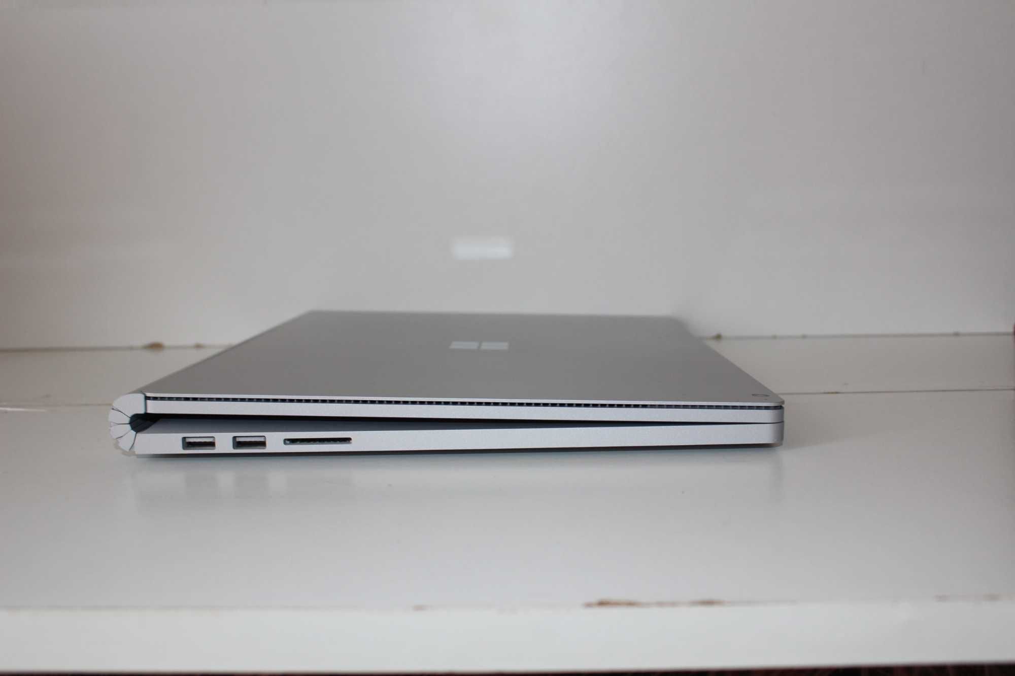 Microsoft Surface Book 2 15" i7-8650U/16GB/256GB SSD/NVIDIA GTX