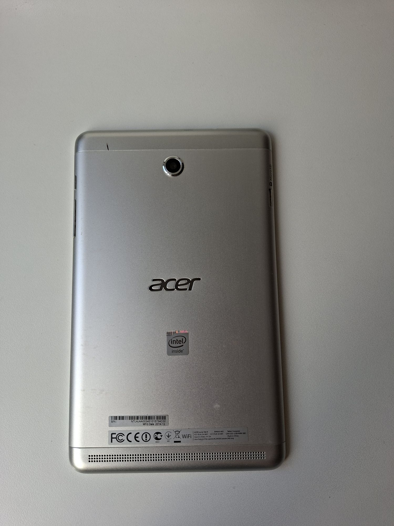 Планшет Acer Iconia Tab 8