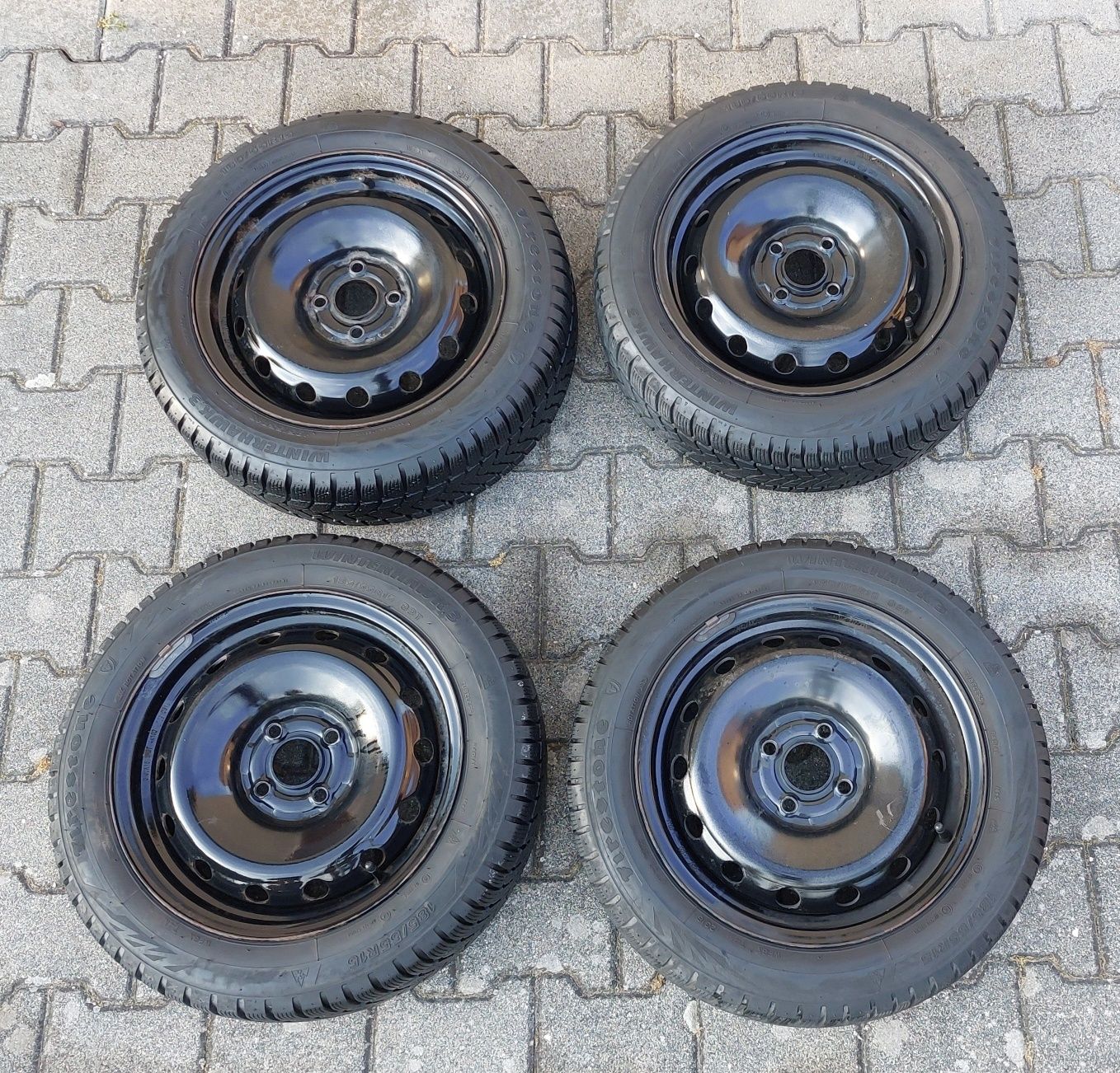 Opony zimowe  Firestone Winterhawk 3 185/55/15 plus felgi