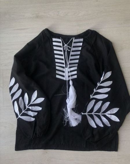 Лляна натуральна вишиванка в наявності ХS, S, M, L, XL