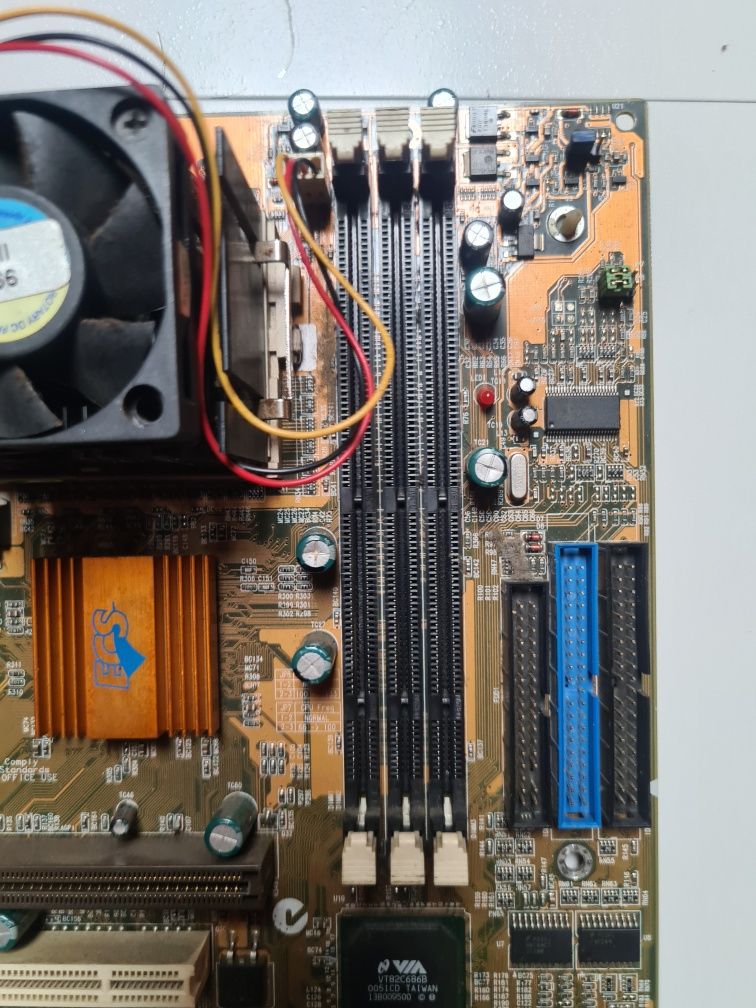 Płyta główna ECS P6VXA socket 370 SDRAM  retro pc