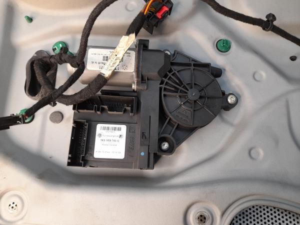 Elevador vidros frente esquerdo VOLKSWAGEN Caddy III Kombi (2KB, 2KJ,