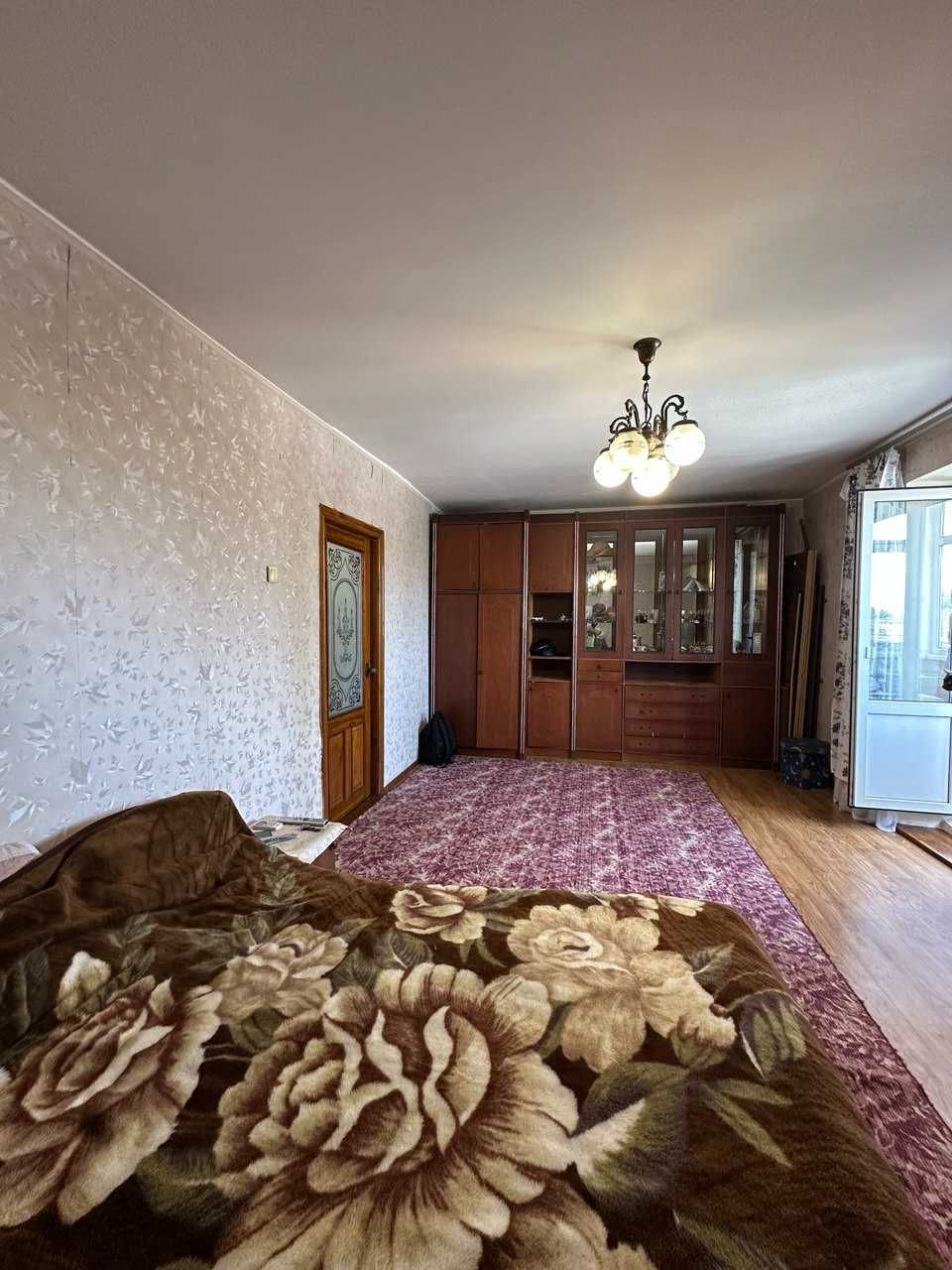 Продам 2 -комн. квартиру с ремонтом на ул. 7-я Пересыпская/Ярмарочная