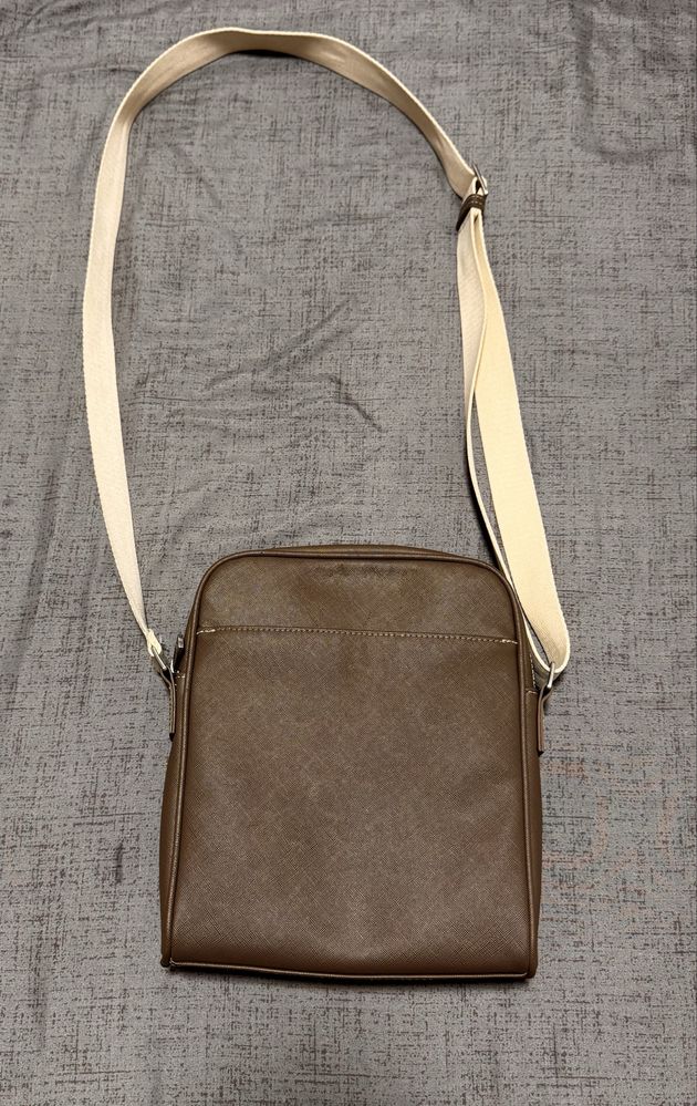Torba GUESS Milano – brązowa, elegancka