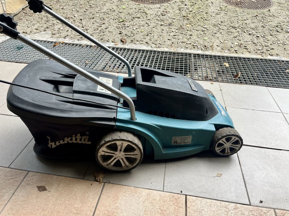 Kosiarka wlektryczna Makita