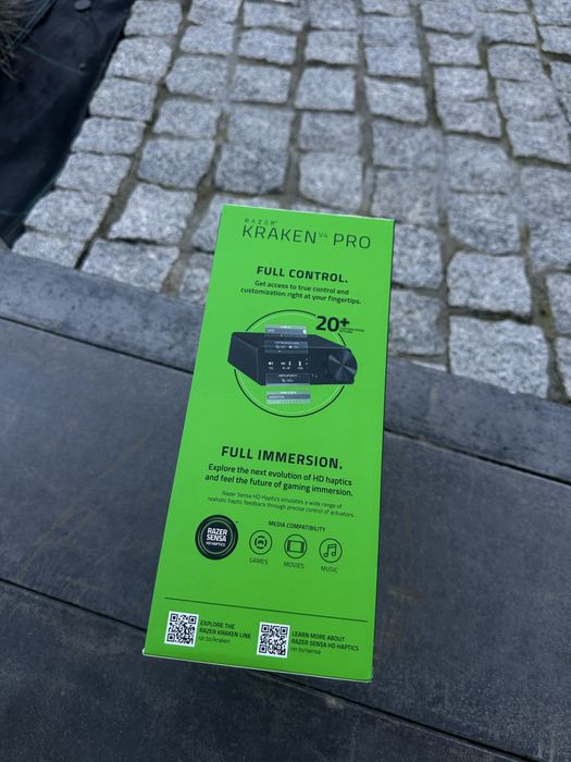Słuchawki bezprzewodowe gamingowe Razer Kraken V4 Pro Nowe