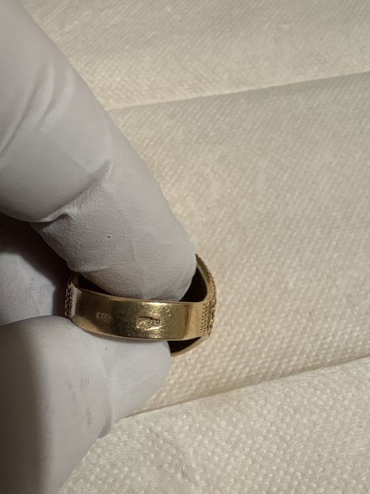 Перстень золотой мужской