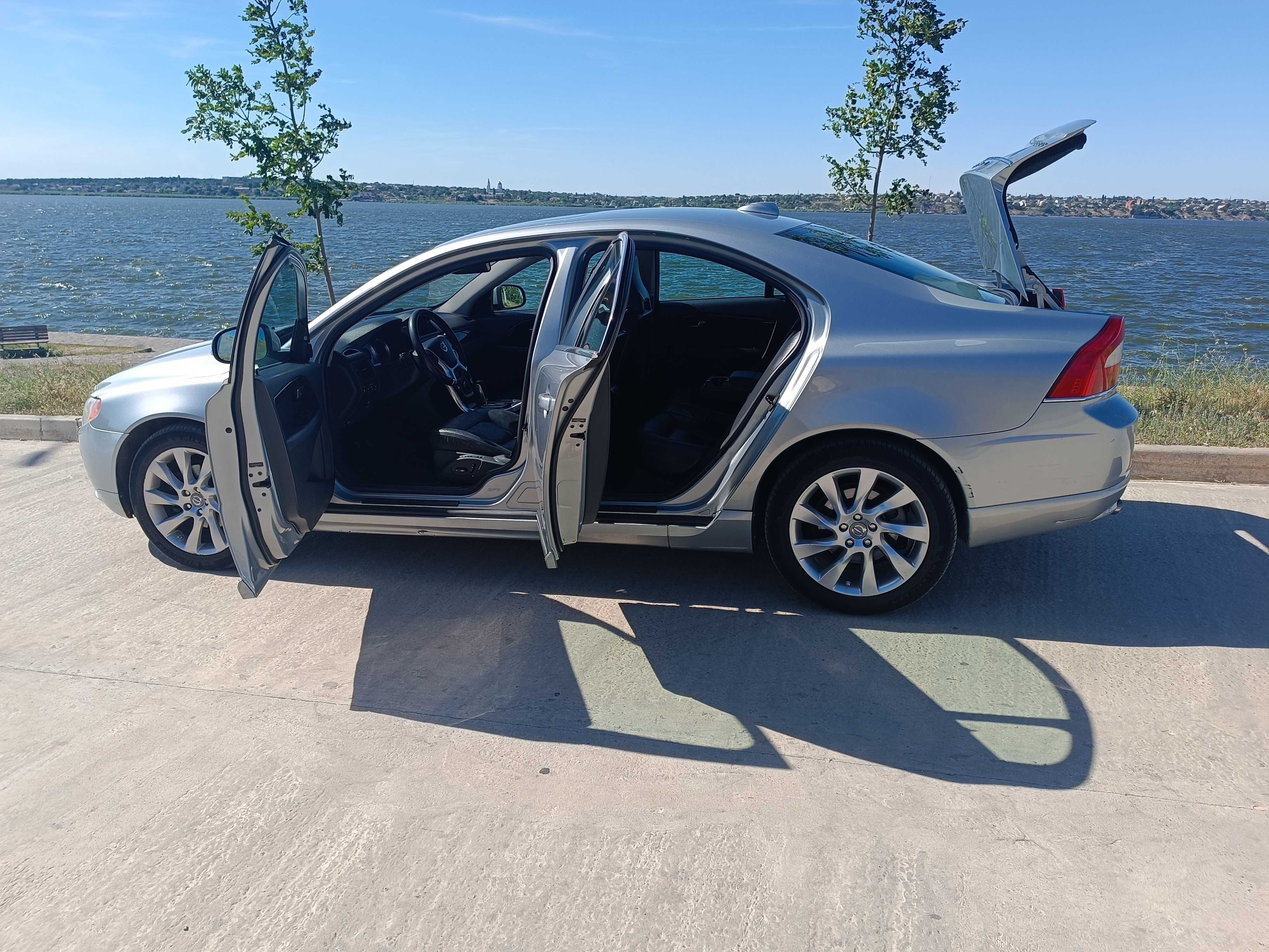 Volvo S80 2011р. II покоління (2nd FL) • 3.0 АТ (304 к.с.) AWD