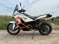 KTM 990 LC8 Adventure 2010r. 105KM. Doposażony, po pelnym serwisie.