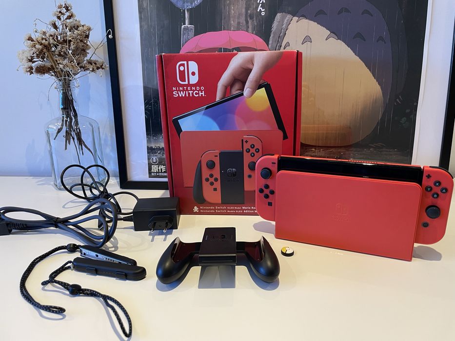 Nintendo Switch OLED Edição Mario Red + bolsa