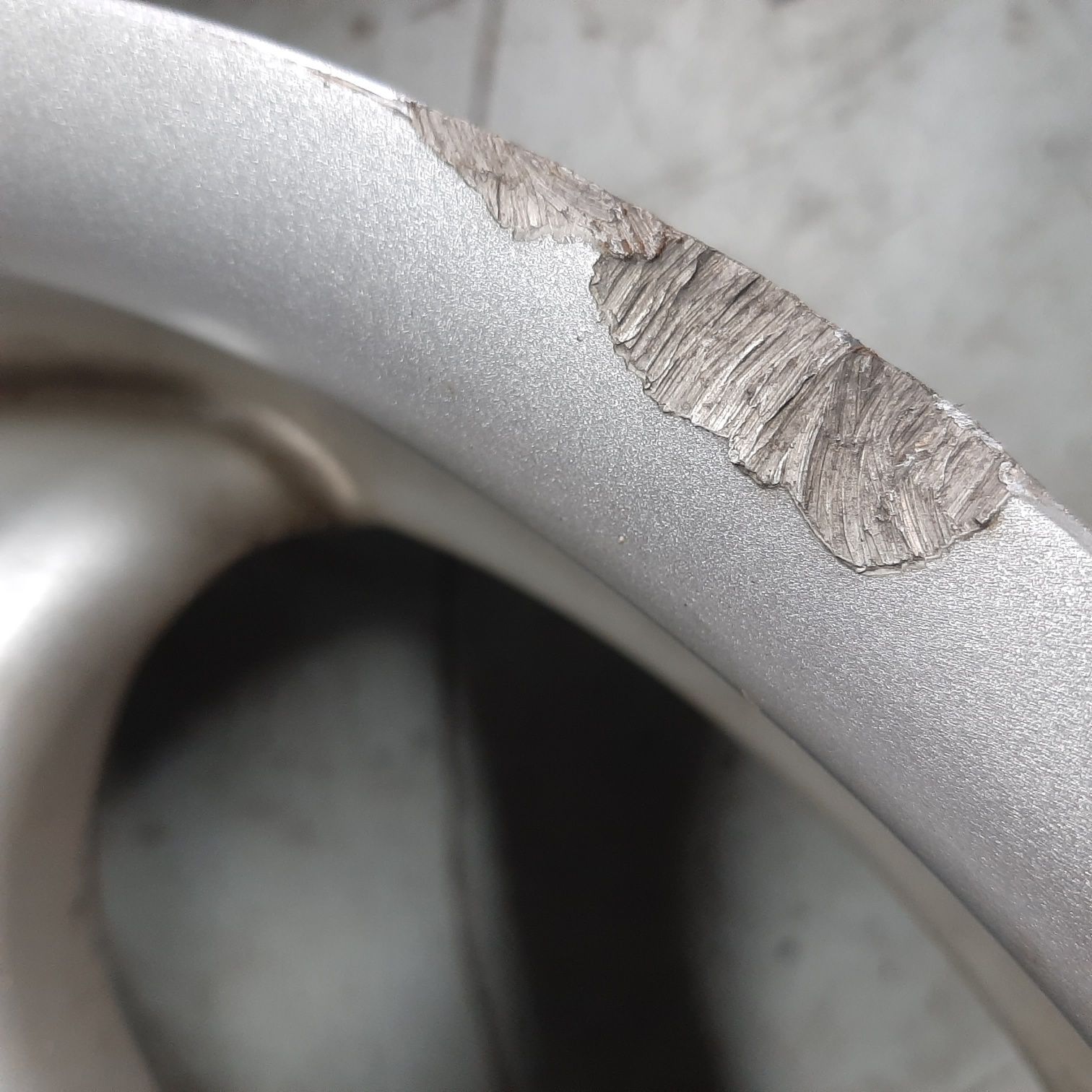 Felgi Aluminiowe R16 5x112 7.5J ET 35