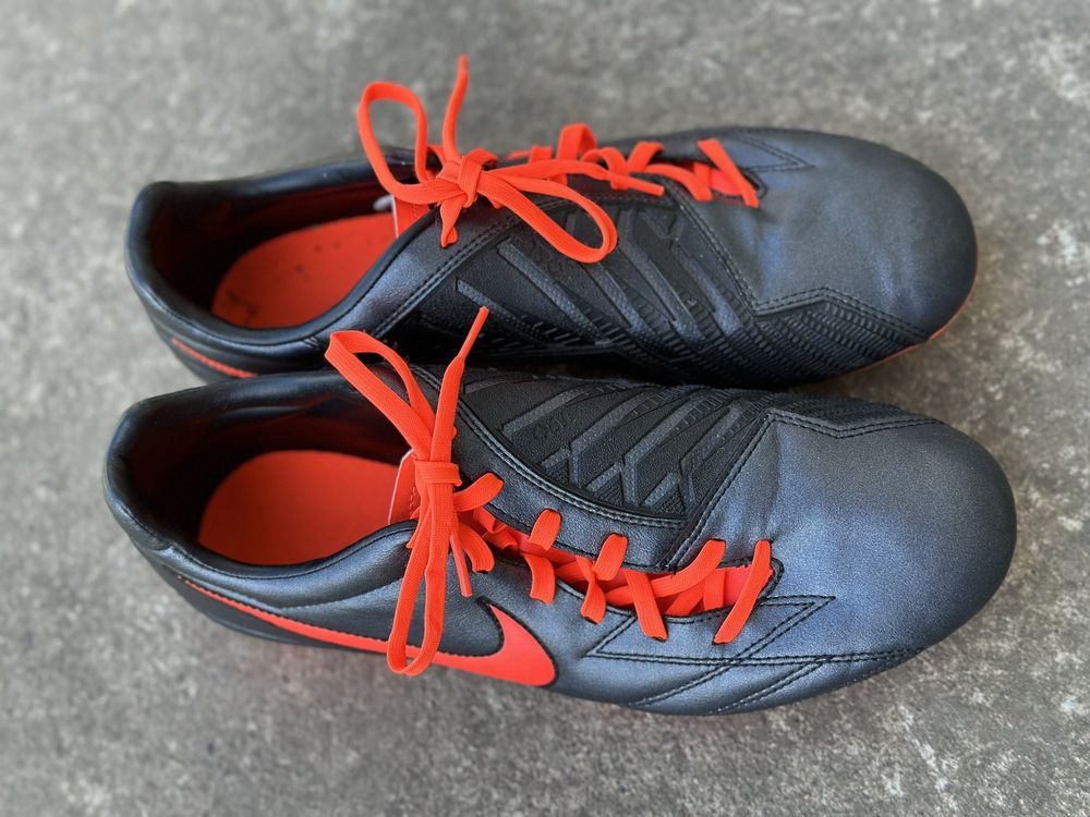 Бутси nike t90