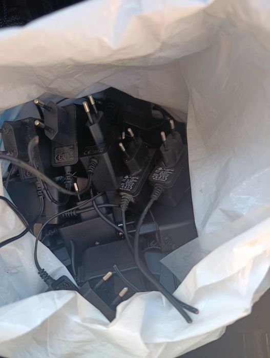 Продам блоки живлення 12v 0.5а 6.w