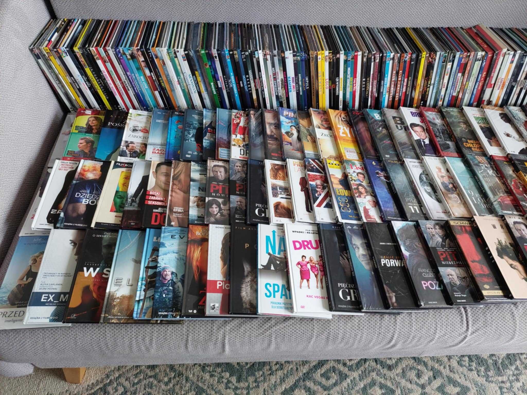 Bardzo duży zestaw filmów 285 sztuk DVD z książką