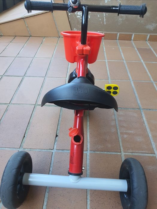 Triciclo Chico Ducati