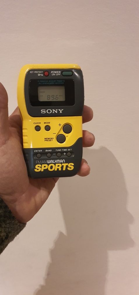 Rádio  Sony SRFM70 Sports Walkman "Muito Bom Estado"
