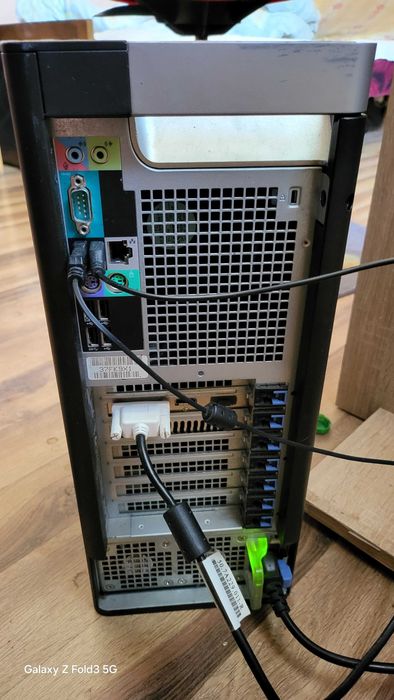 Komputer DELL precision t3600 xeon / 32gb ddr3 / rx580 8gb