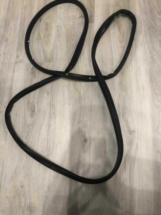 Części do opel astra K (elementy z drzwi)