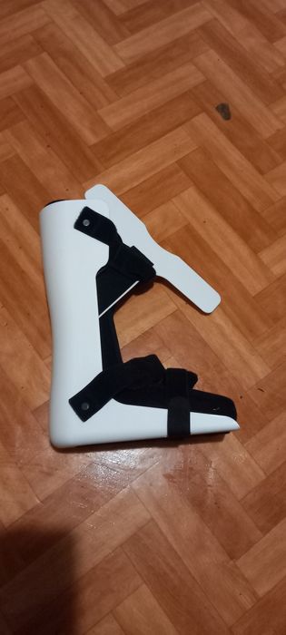 Продам милиці, ходунки, сапожок при переломі