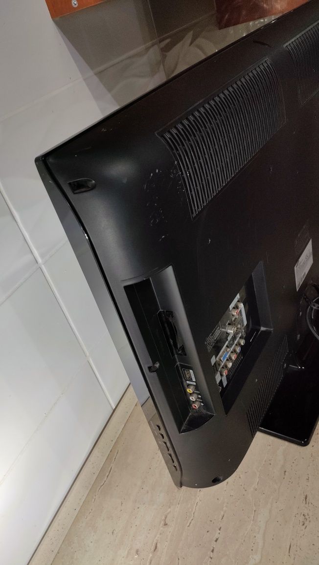 Telewizor Samsung LE32B450CWXXH