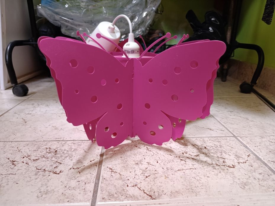Lampa motyl różowa dla dziewczynki