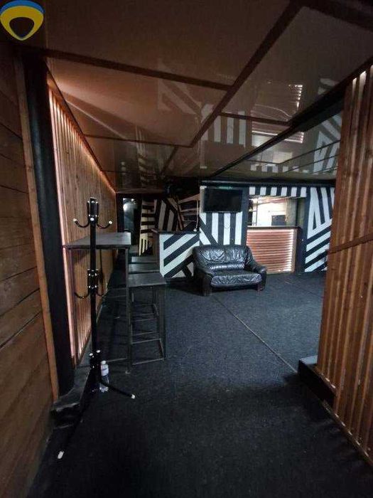 Продам комерційне приміщення на Новосельского