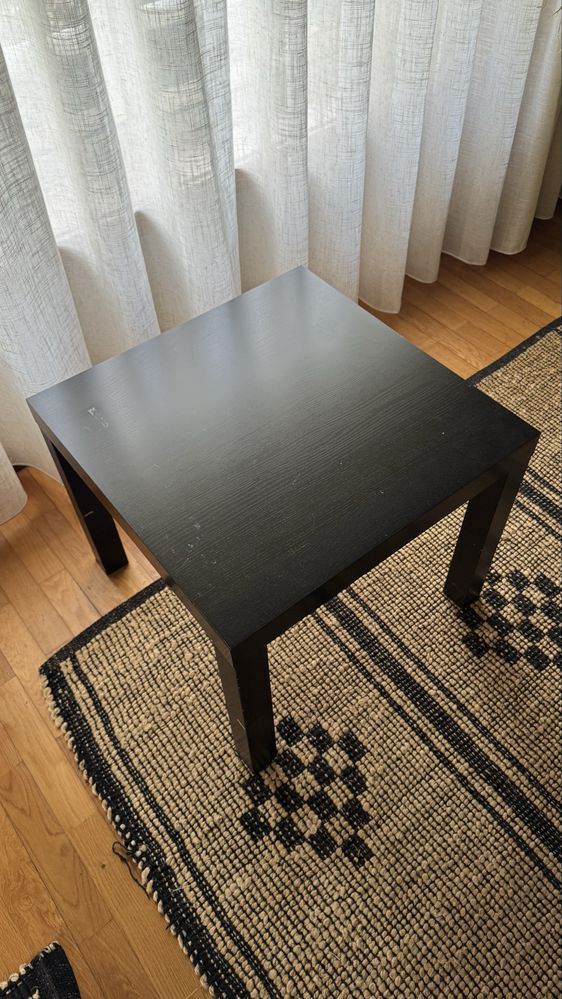 Mesa quadrada ikea