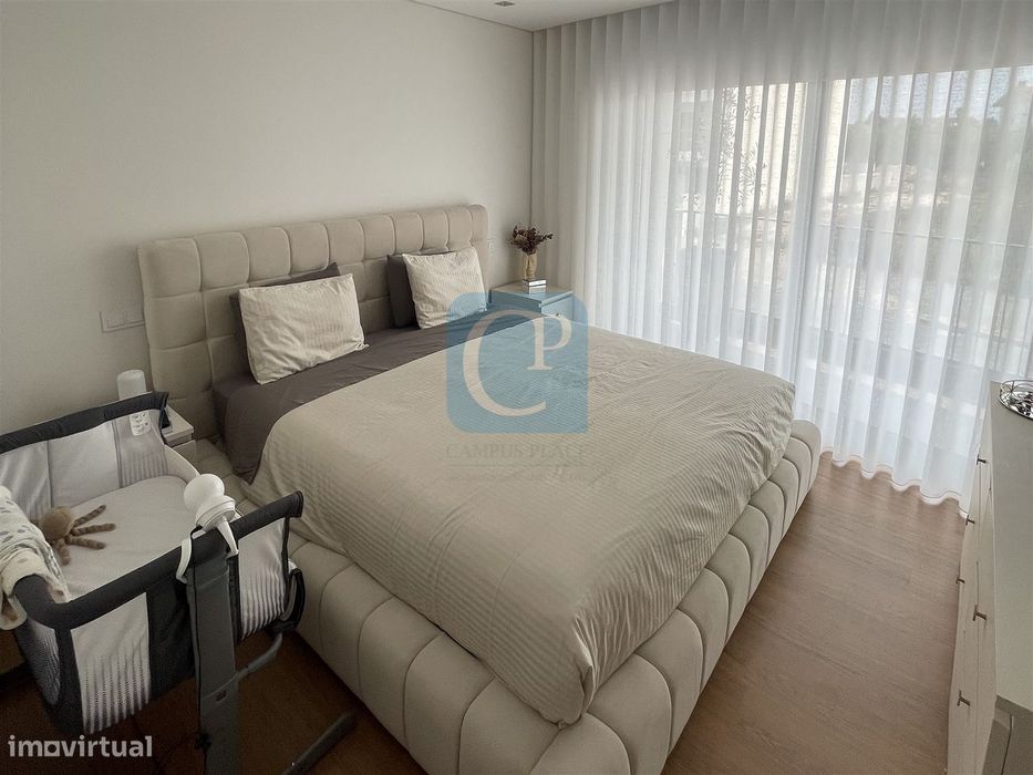 Apartamento T3 com varanda em Canidelo, Vila Nova de Gaia