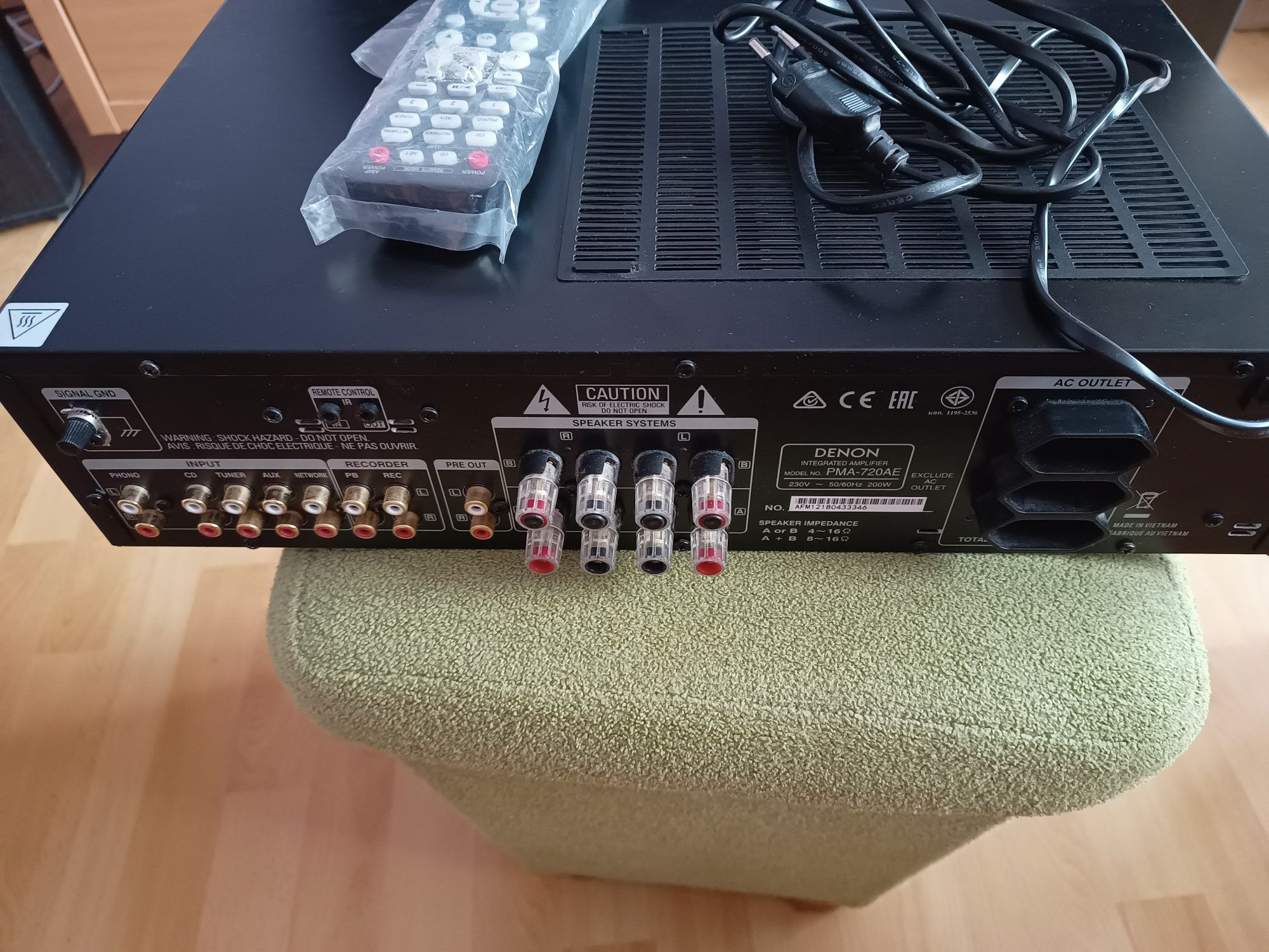 Wzmacniacz Denon  PMA-720AE