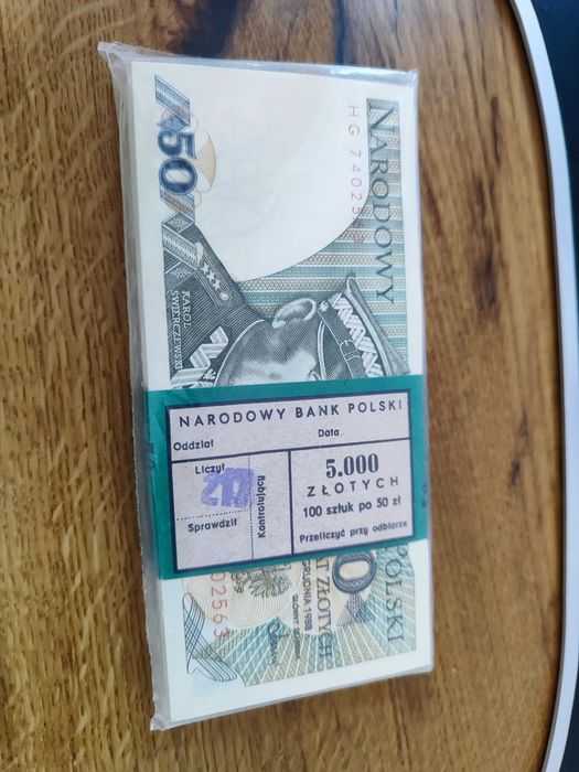 Paczka bankowa 50zł PRL 1988  seria HG stan UNC 100sztuk