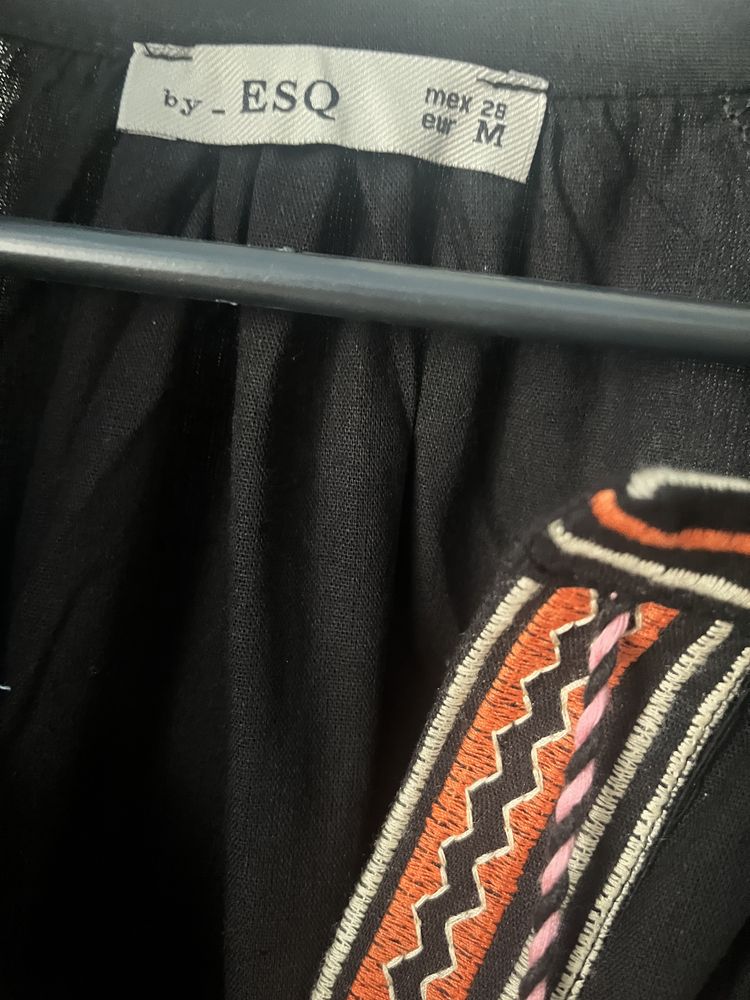 Продам вишите плаття .Вишиванка на М.