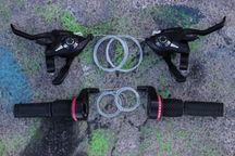 Переключатели велосипедные манетки моноблоки Shimano перемикачі вело