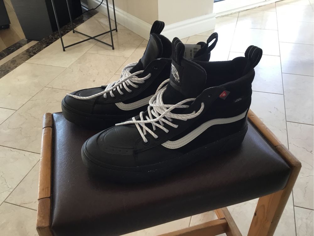 Obuwie Vans MTE 42.5